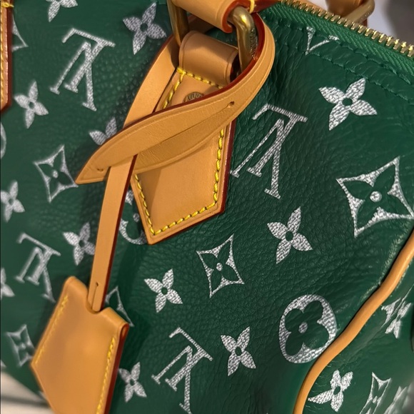 💚💚🍀Louis Vuitton P9 Speedy - Picture 5 of 12